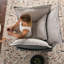 Pour le salon et la chambre à coucher | Fauteuil d'appoint surdimensionné moderne en chenille gris neutre