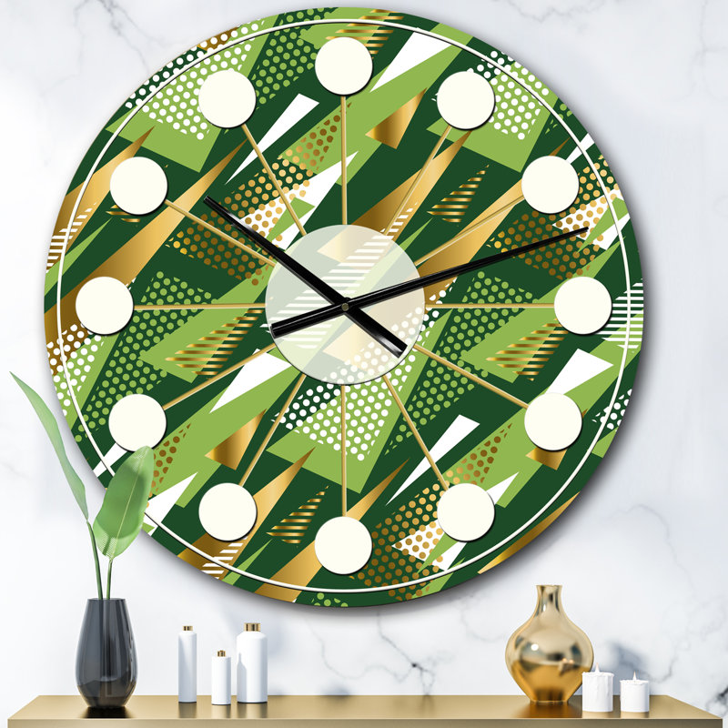 Horloge murale triangulaire dorée et verte I - Design Mid-Century, Petit