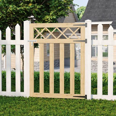 Solid Wood Gate Fencing
