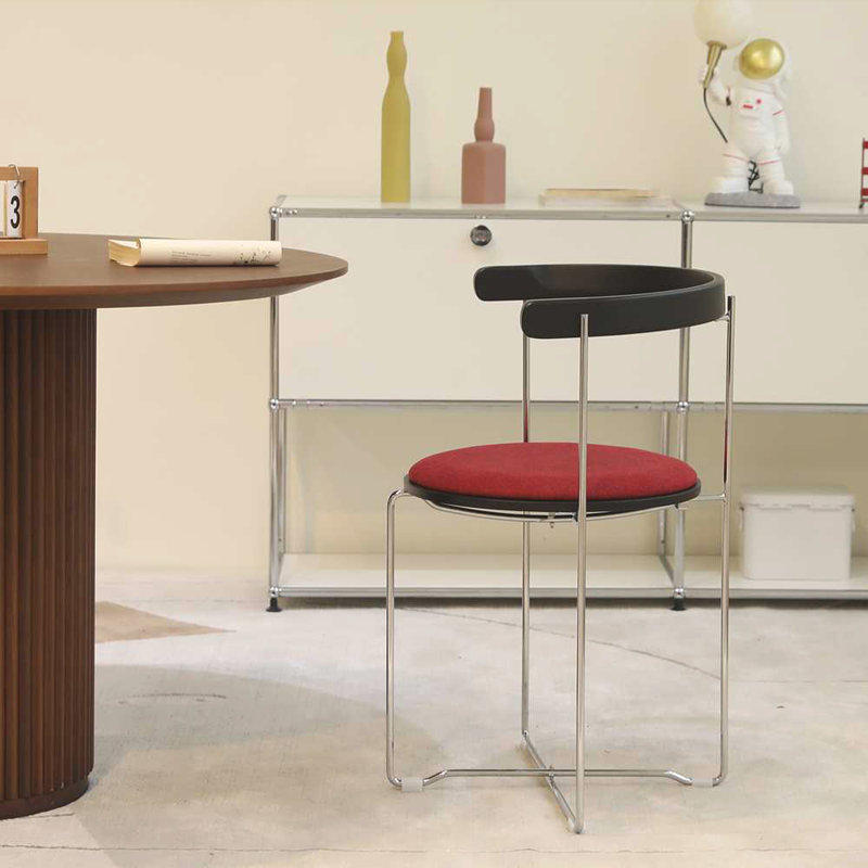 Folding Chair with Modern Design, Red