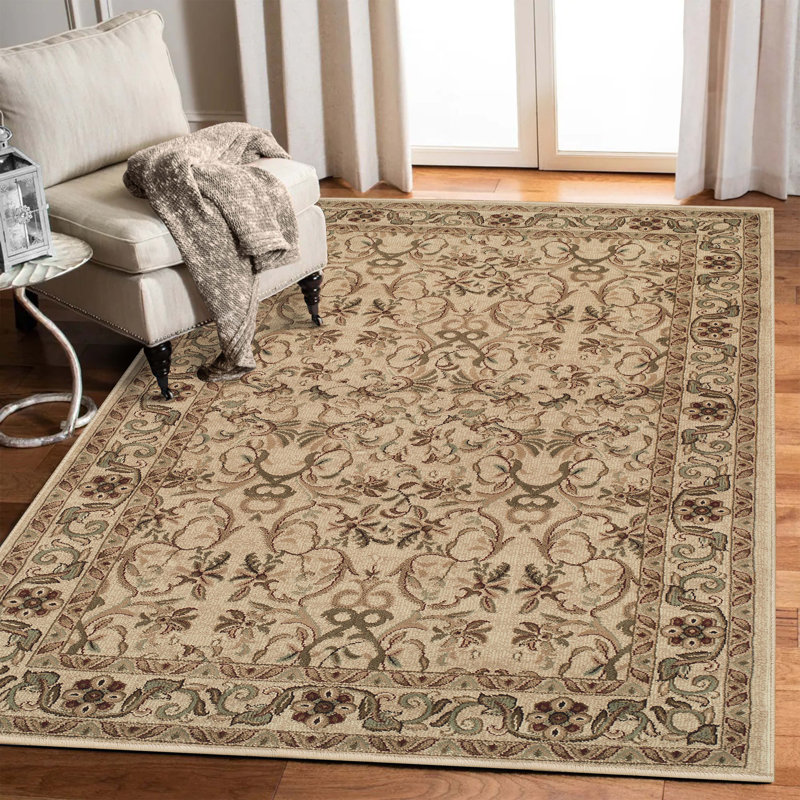 Tapis d'intérieur traditionnel Horrell, Rectangle 8 pi x 10 pi