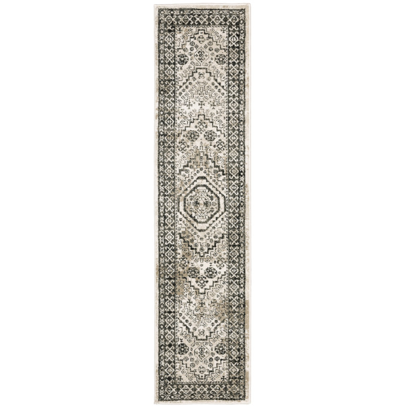Oriental Indoor Rug, Runner 1'10" x 7'6"