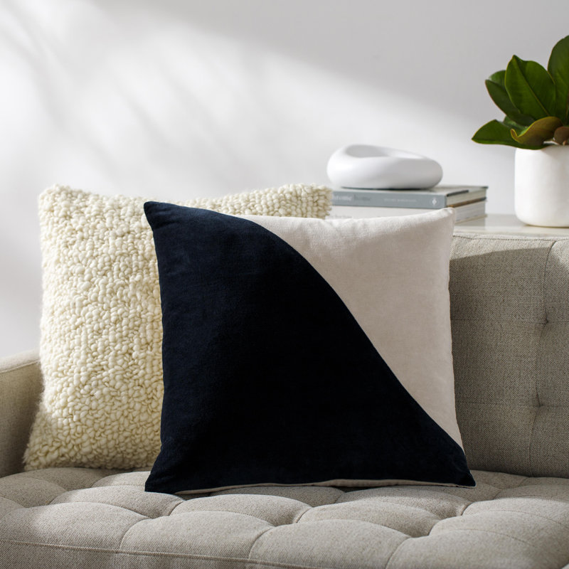 Coussin en coton Denny Edgar, Duvet, H 22 po x l 22 po, Noir