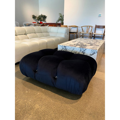 Bulle avec revêtement en velours bleu minuit, structure en bois, rembourrage en mousse, pieds solides, mousqueton en acier inoxydable, anti-feu, hauteur de 15 po, profondeur de 40 po, structure pourrie, mousse à 3 couches, teinte noire