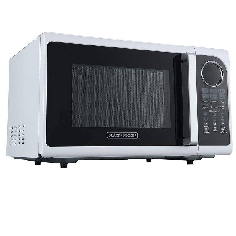 Black+Decker 0.9 Cubic Feet 900 Watt Countertop Microwave