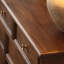 Buffet multi-tiroirs en bois massif