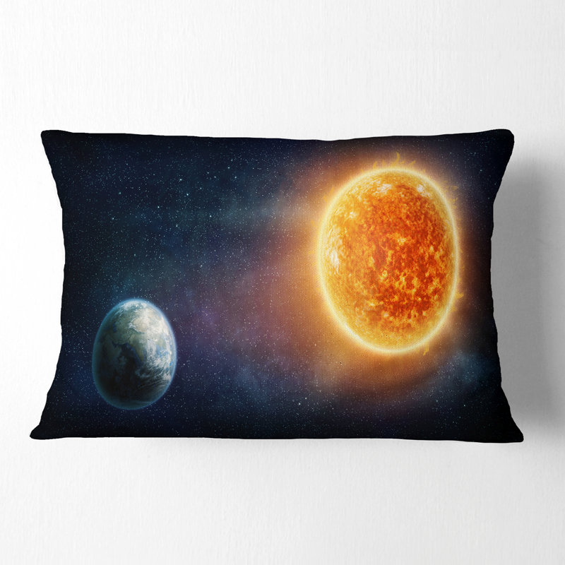 Coussin décoratif à motif de planète terre et soleil