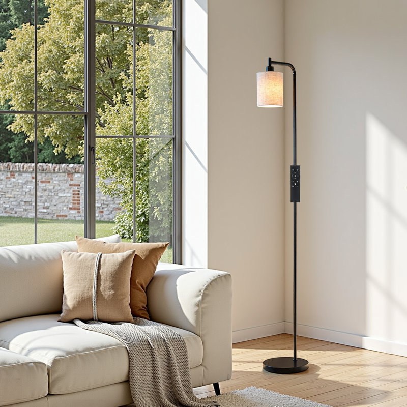 Lampe sur pied mince 68 po avec télécommande, abat-jour en rotin tissé à la main, ampoule DEL 10 W incluse, Beige