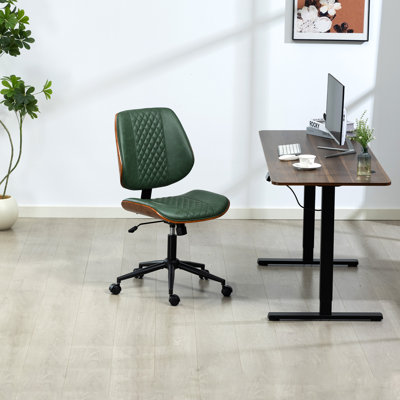 Chaise de travail ergonomique Mid-Century moderne en bois cintré, chaise de bureau pivotante à hauteur réglable avec siège et dossier en faux cuir matelassé à losanges, base à cinq points roulante en métal noir pour un espace de travail de bureau à domicile