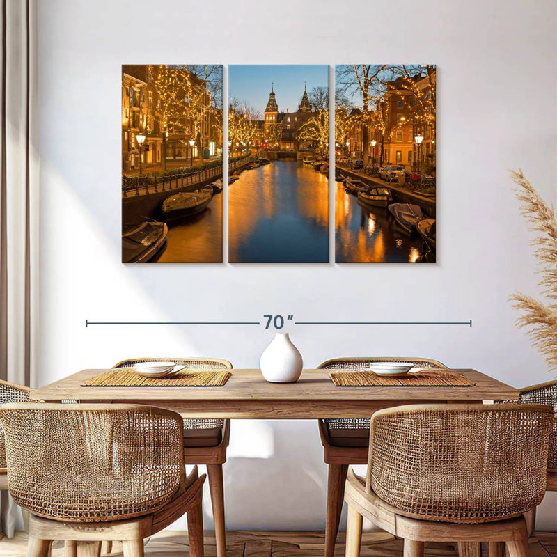 Sireci Amsterdam Christmas Lights, 36" H x 57" W
