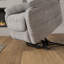 Fauteuil relevable moelleux en tissu colombe Lucie