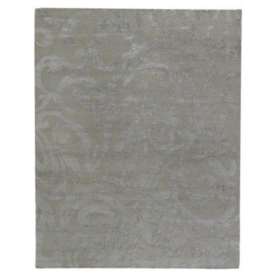 Flourish Floral Area Rug in Gray/Neutral