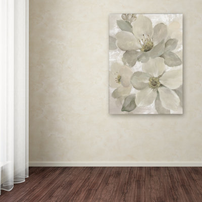 « white on white floral i crop neutral », reproduction sur toile tendue