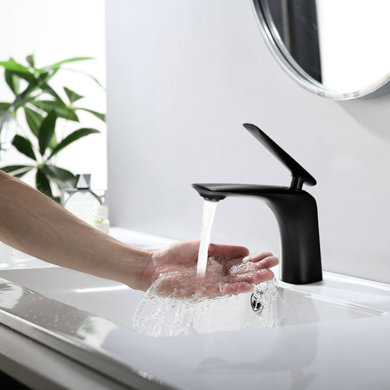 Robinet de salle de bain noir mat avec bonde escamotable, fabrication en laiton pour lavabo, installation facile en 10 minutes avec robinet, armoire de revêtement antirouille à poignée simple et lavabo