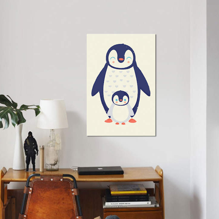 « maman penguin' », impression sur toile tendue, H 26 po x l 18 po x P 1,5 po, Toile tendue