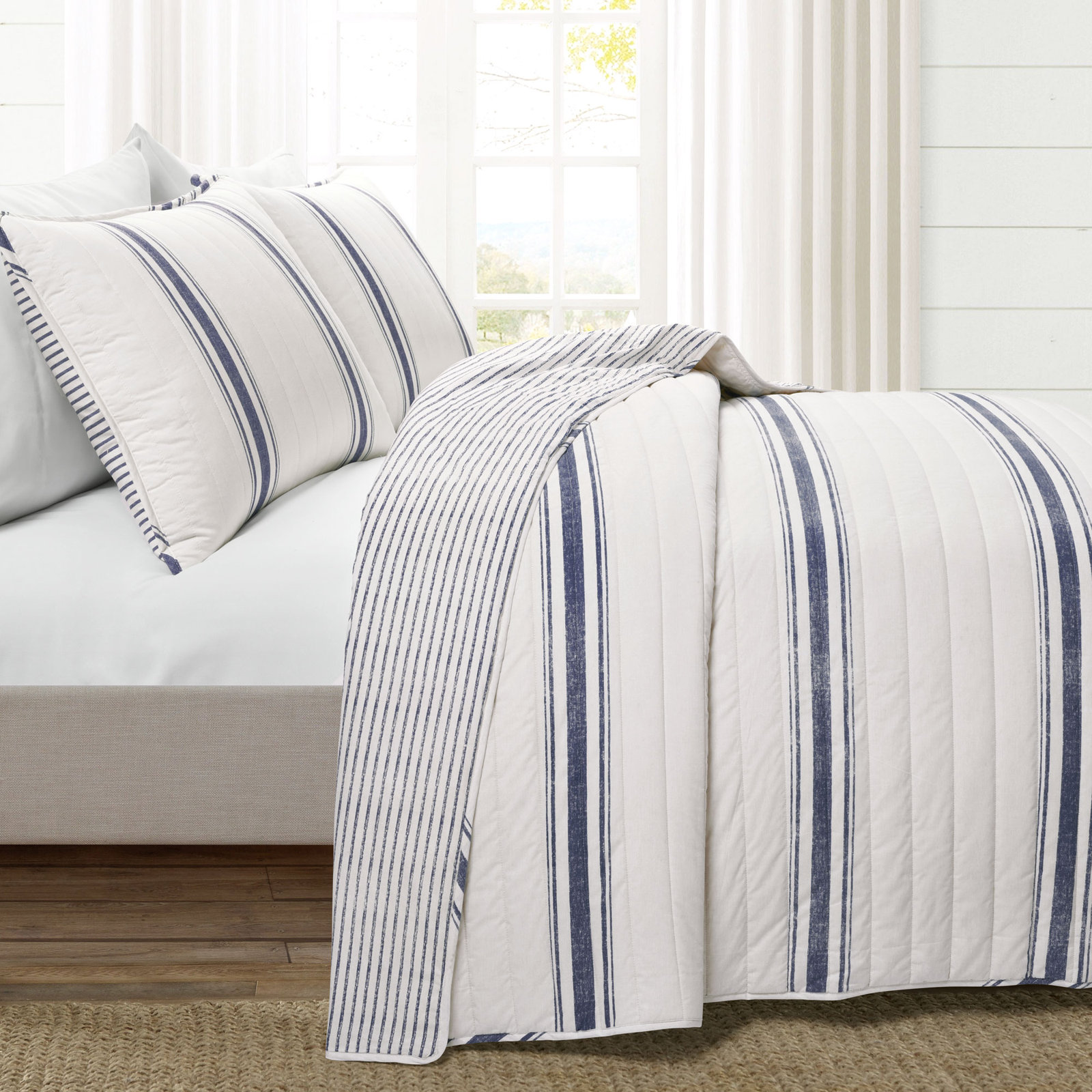 Gilroy Cotton Quilt Set, Navy, Full/Queen Quilt  + 2 Shams