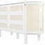 Lit double blanc avec rangement caché et touche tissée contemporaine - option d'espace pour les chambres d'invités et matelas pliables Commode avant à tiroir chic