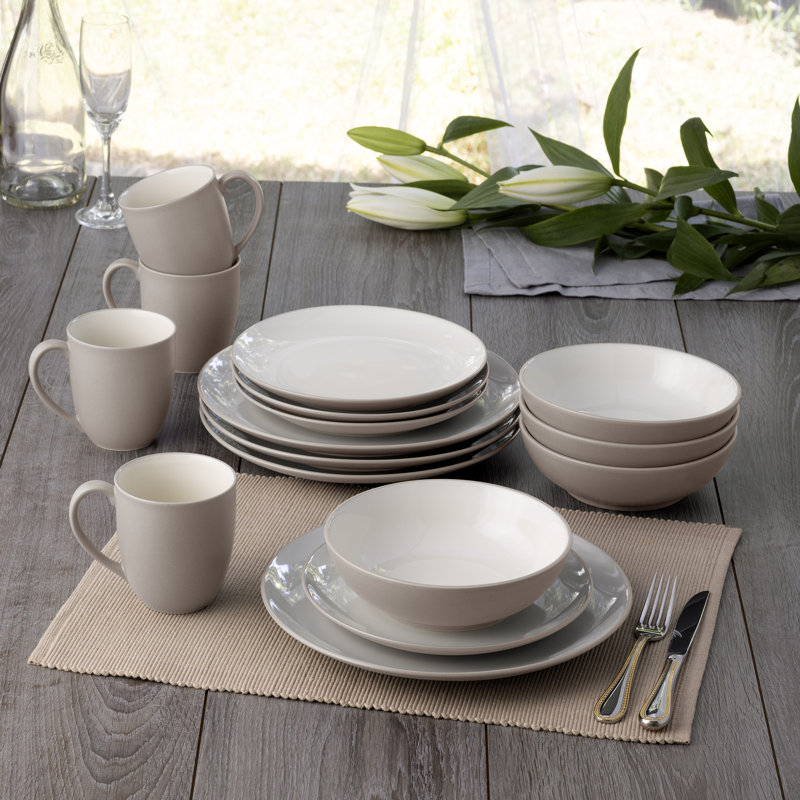 White and Sand Ceramic 16-Piece Dinnerware Set, Service for 4