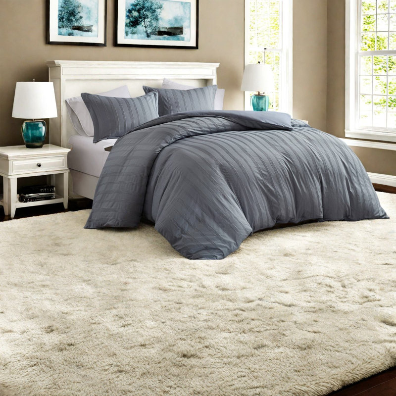 Comfortable King Bedding Sets, Polyester Striped Modern Style For Home Use