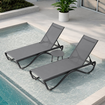Kozyard Outdoor Chaise Lounge Chair, All Aluminum Frame and Textilene Fabric, Fully Flat Adjustable Reclining Patio Lounger for Poolside, Sunbathing & Backyard, Gray, 2Chairs + Table