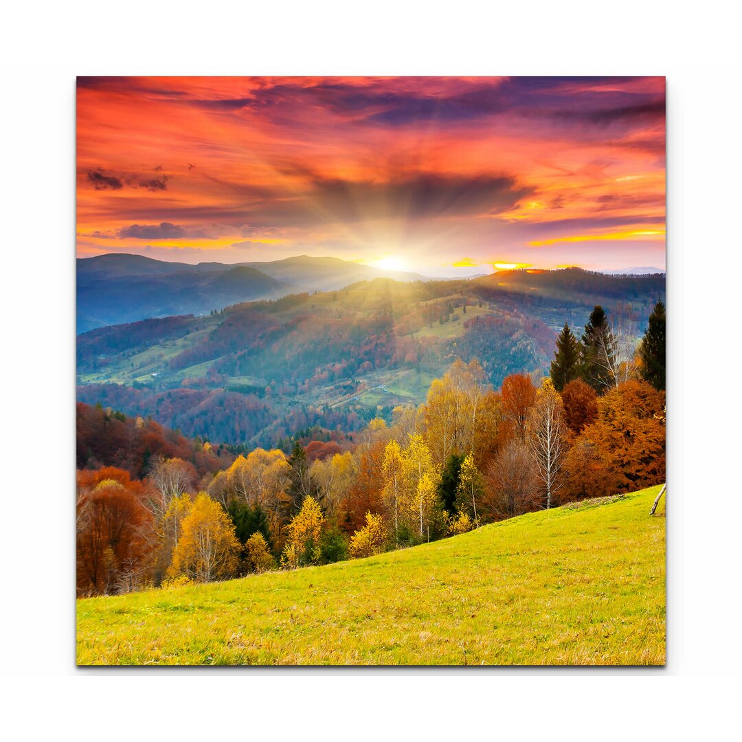 Leinwandbild Berglandschaft bei Sonnenaufgang im Herbst