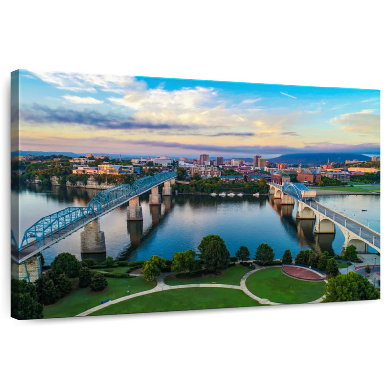 Chattanooga Wendt Skyline, 26" H x 39" W