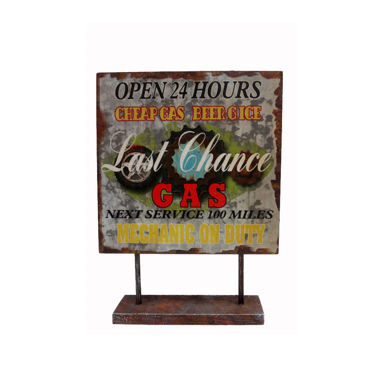 Sculpture en bois 24 heures open Kingsville