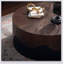 Table basse ronde fabriquée à la main avec une texture d'écorce naturelle et une base à piédestal robuste, aucun assemblage requis-904063493