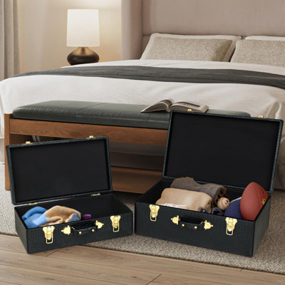Storage Trunks with Wood Frame, Set of 2