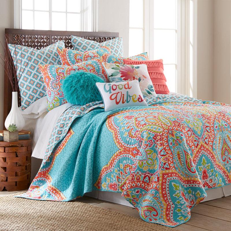 Majestic Twin Quilt Set