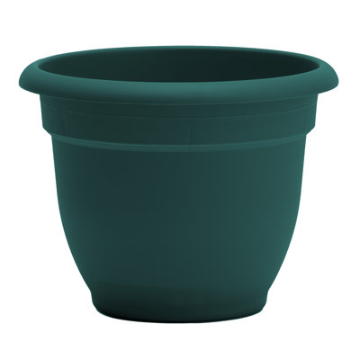 Traditional Self-Watering Plastic Indoor/Outdoor Pot Planter