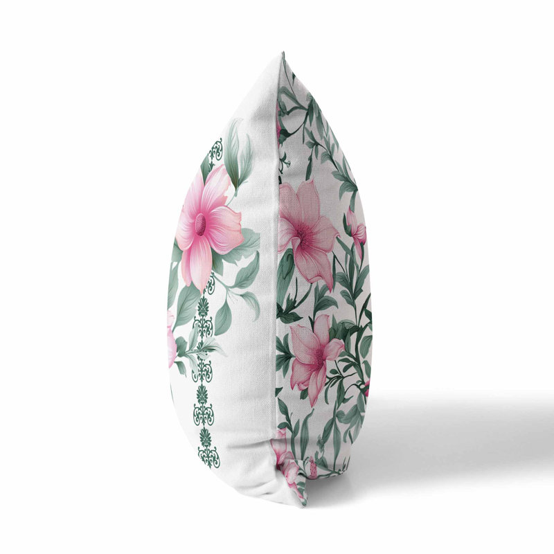 Coussin décoratif réversible intérieur / extérieur Petal Perfection, H 26 po x l 26 po, Blanc / vert / rose floral