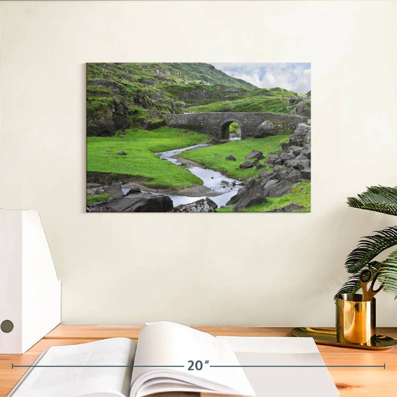 Lilie Stone Bridge sur Dunloe River, H 8 po x l 12 po