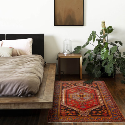 Andelz Red Rug 4'7" x 7'2"
