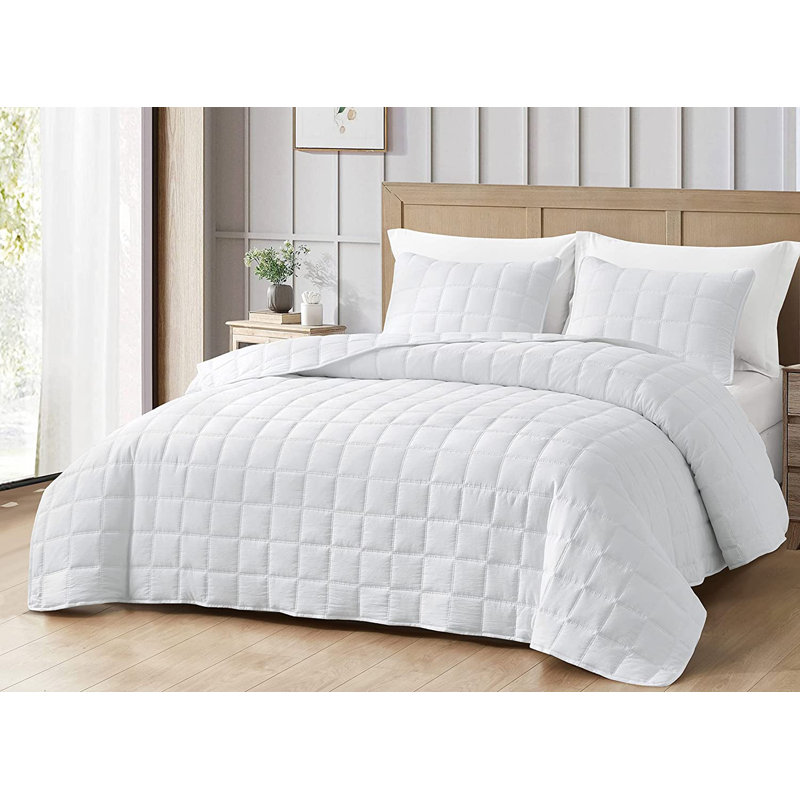 Square Stitch Embroidered Microfiber Quilt Set, Queen Quilt + 2 Standard Shams, White
