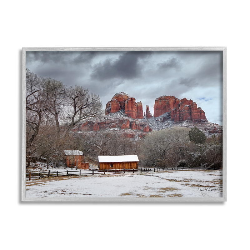 Photographie de paysage champêtre enneigé sur bois par David Drost, H 24 po x l 30 po x P 1,5 po, Estampe numérique Farmhouse