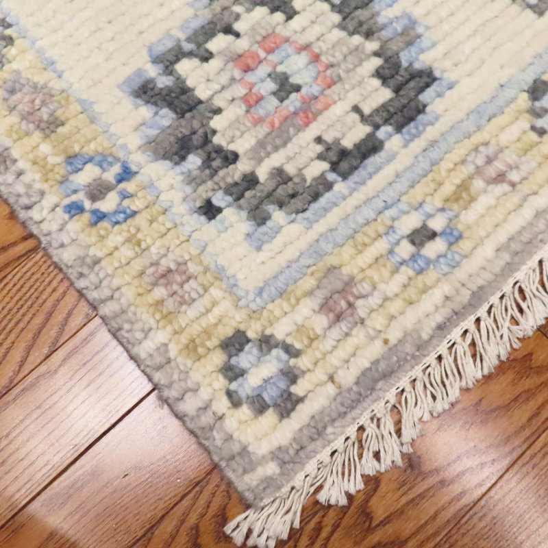 Cascade Hand Knotted Wool Area Rug, Rectangle 4' x 6'