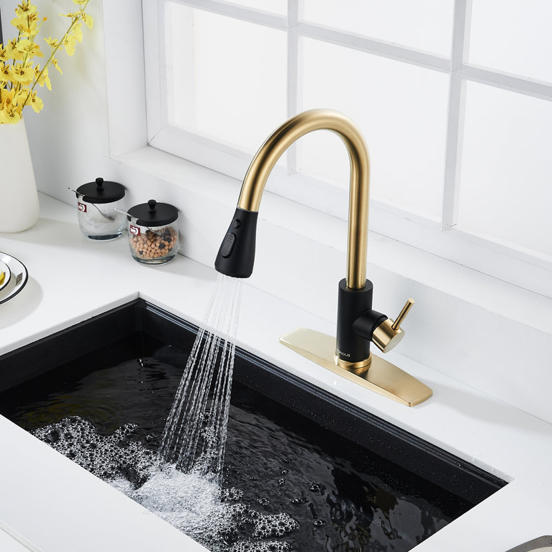 Pull Down Spray Single Lever Kitchen Tap, Black/Gold