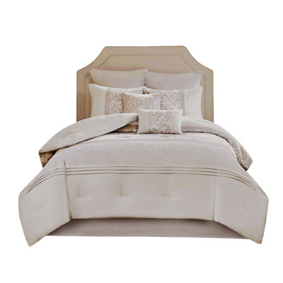 Polyester Comforter Set