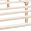 Grand lit plateforme en velours avec ailes et motifs, gris