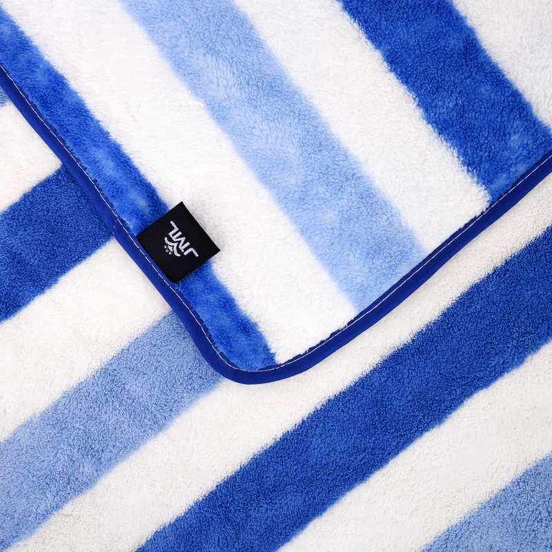 Alboran Lightweight Bath Towel, Blue