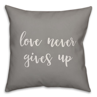  Coussin Love Love Gives Up