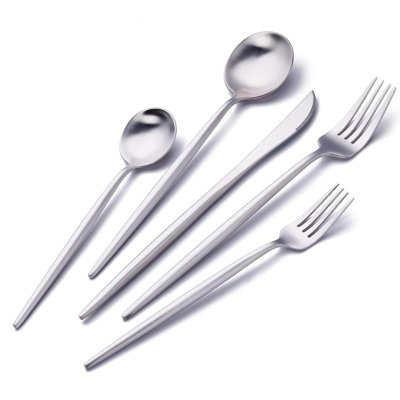 20 Piece Set Of Silverware