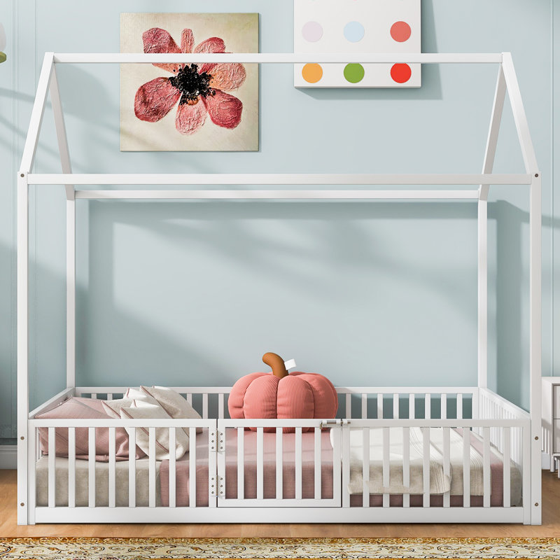 White Metal Full Size House Bed With Fence & Door, Full
