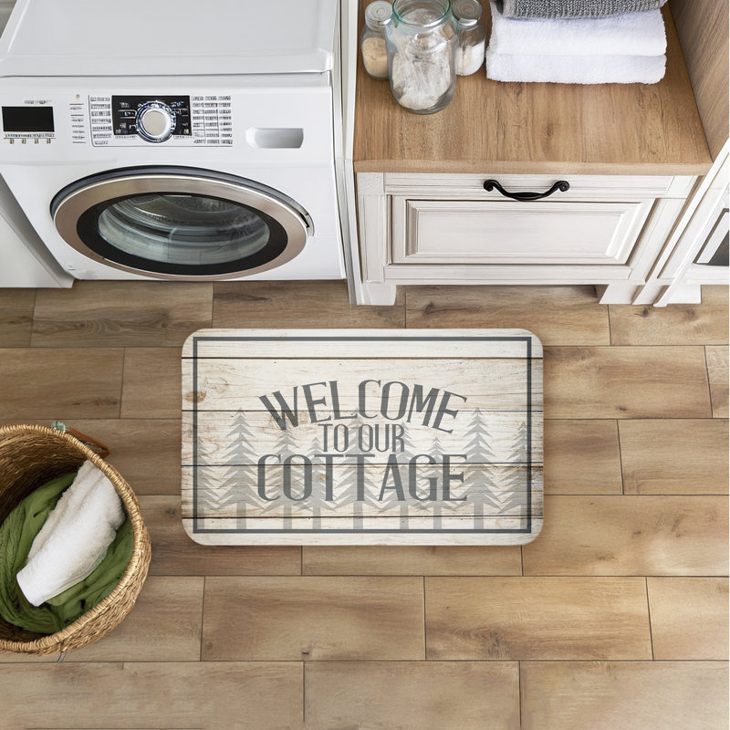 Tapis antidérapant rustique Welcome Cottage Trees, par Kim Allen, 30 po x 18 po