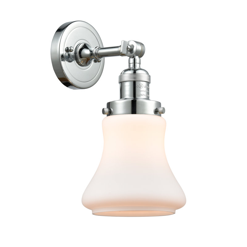 Applique murale pour salle de bain 1 lumière Edda, Ampoule incandescente rétro de 60 watts, Chrome poli, Blanc mat