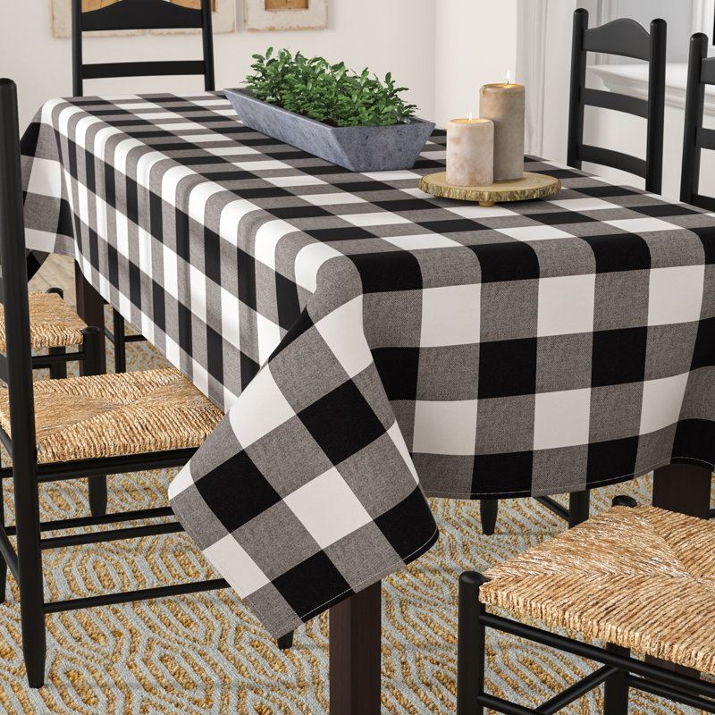 Natajia, 70" x 70", White/Black