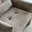 Chaise d'appoint moderne capitonnée avec revêtement en velours et coussin lombaire-217267300