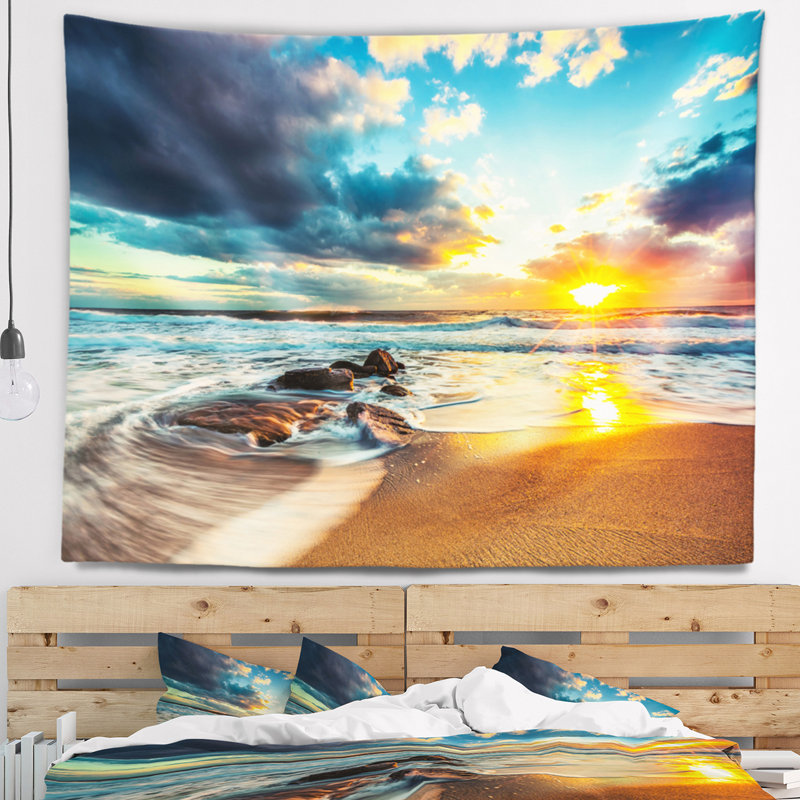Tapisserie sur la plage, H 78 po x l 92 po