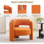 Fauteuil d'appoint rembourré en velours Barrel-755373559